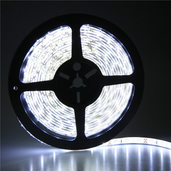 ชุดไฟ LED Strip สีวอร์มไวท์ เชื่อมต่อเพาเวอร์ Adaptorพร้อมใช้งาน - Image 4