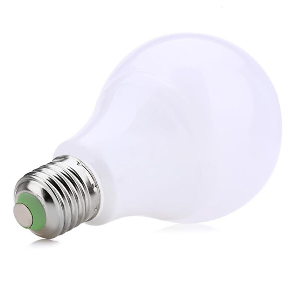 หลอดไฟ LED RGB E27 10W เปลี่ยนสีด้วยรีโมทคอนโทรล - Image 4